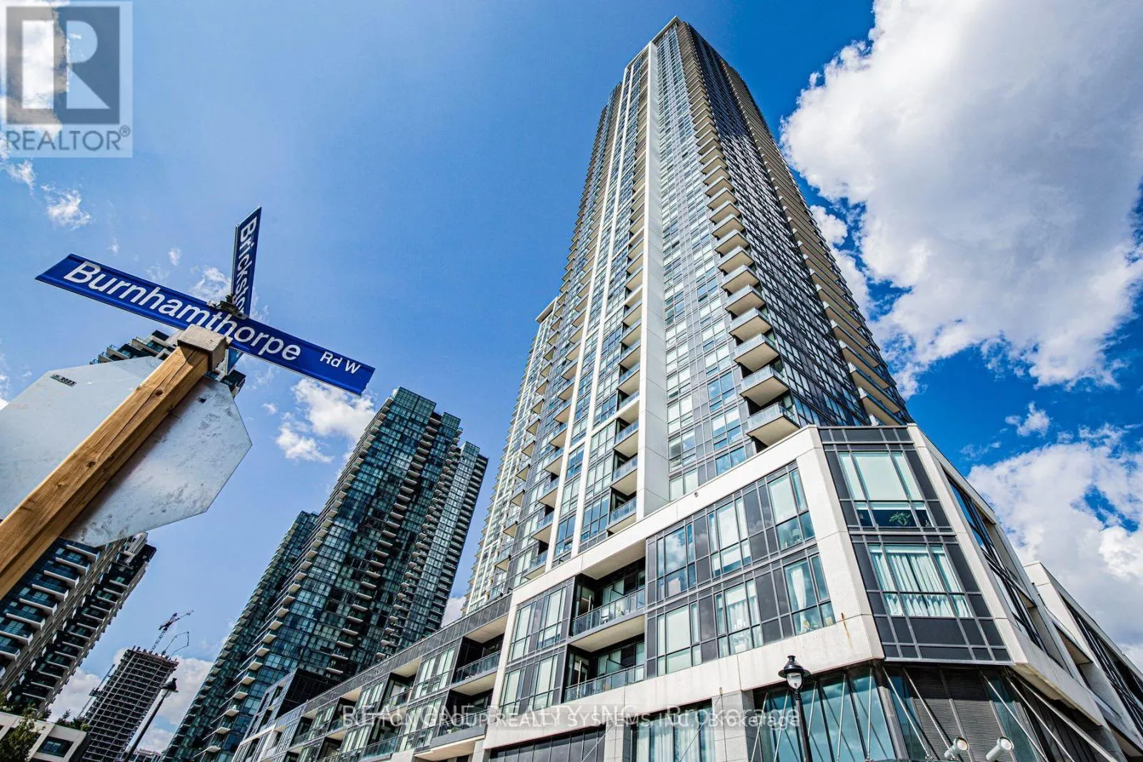 # 4610 - 4011 BRICKSTONE MEWS
