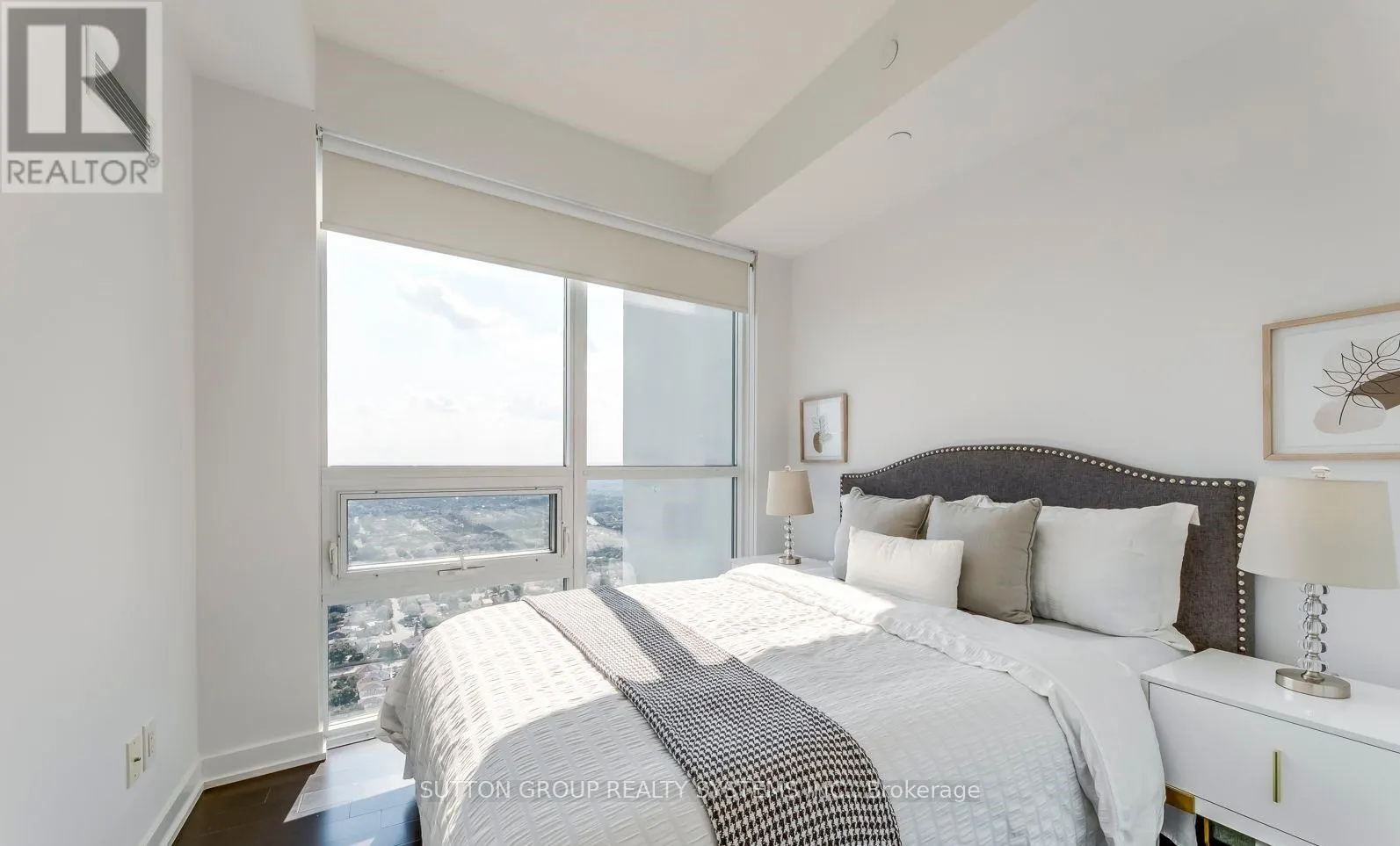 # 4610 - 4011 BRICKSTONE MEWS