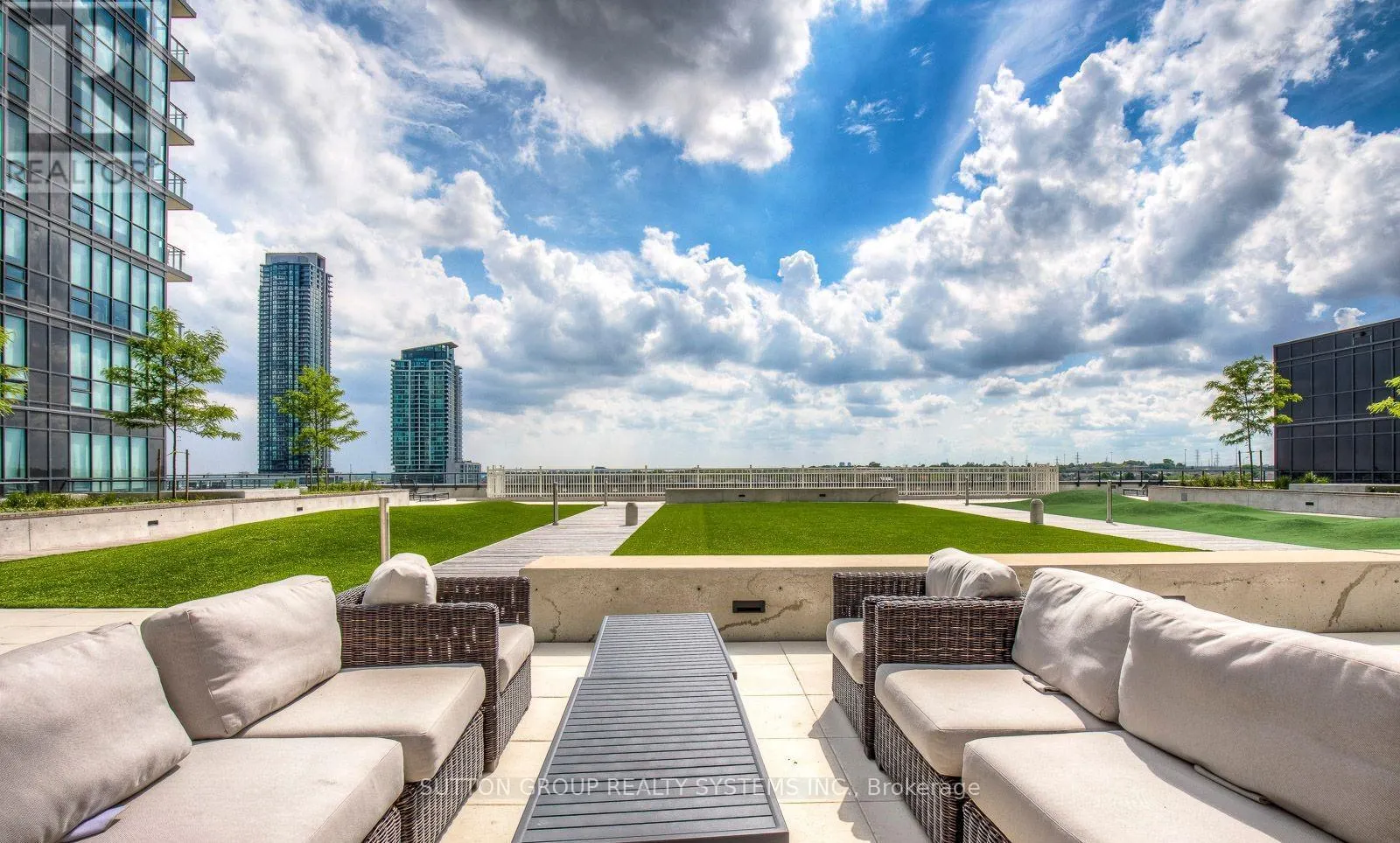 # 4610 - 4011 BRICKSTONE MEWS