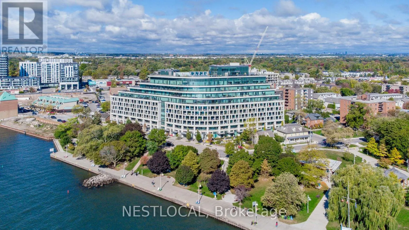 511 - 11 BRONTE ROAD