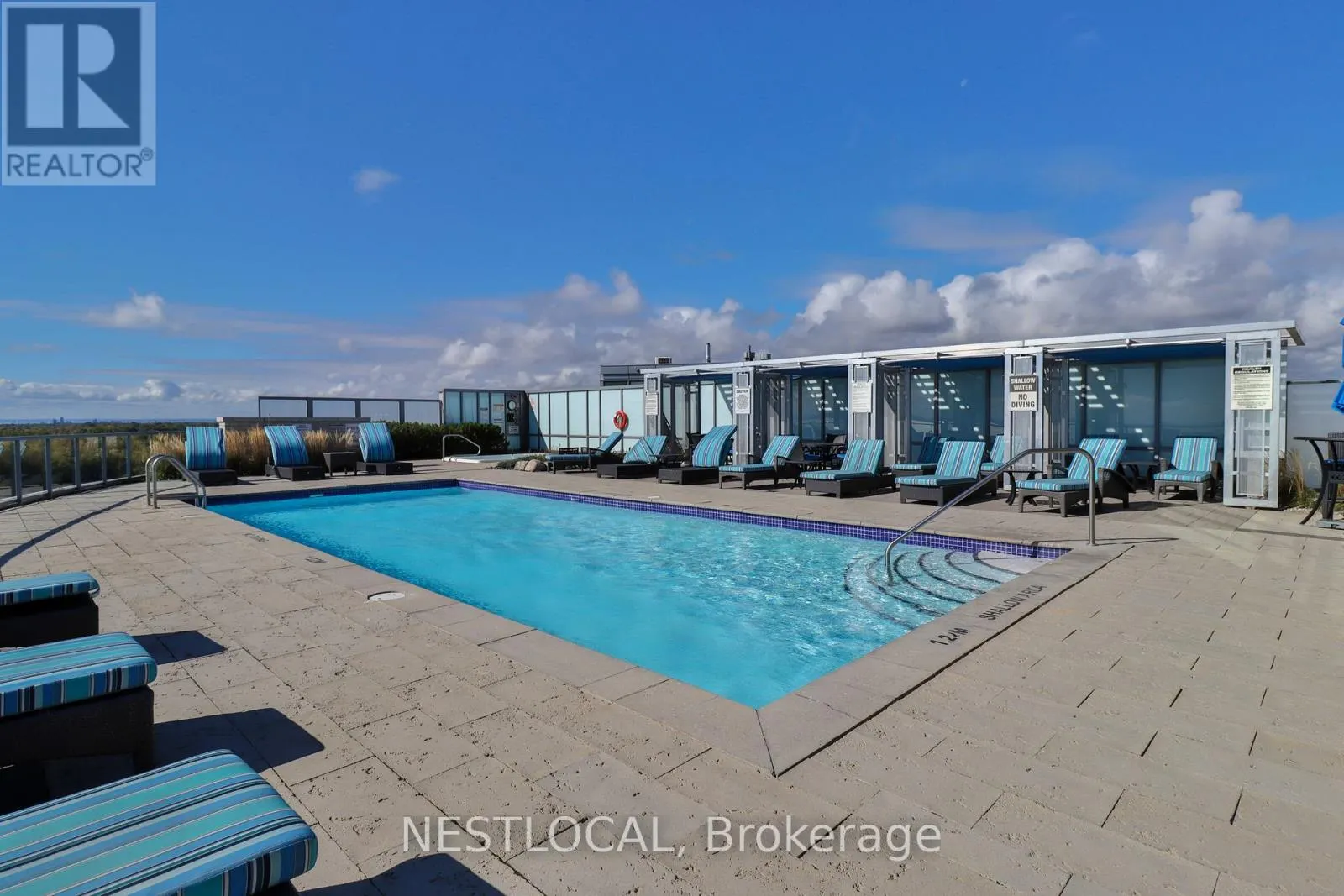 511 - 11 BRONTE ROAD
