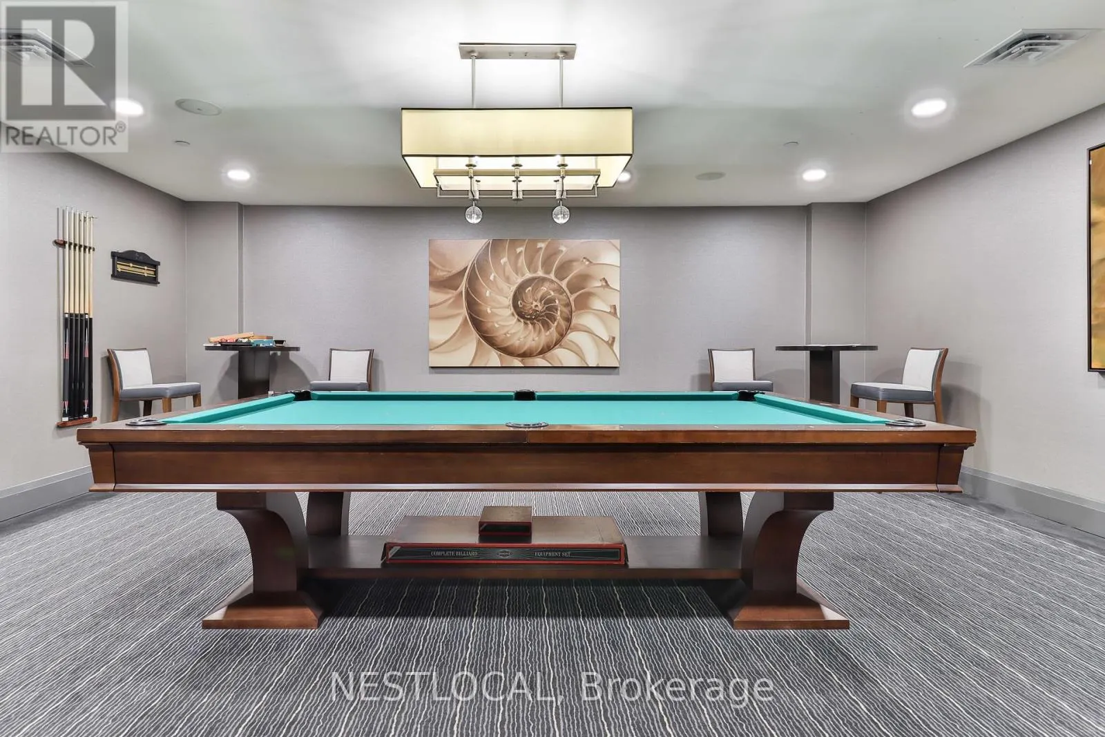 511 - 11 BRONTE ROAD