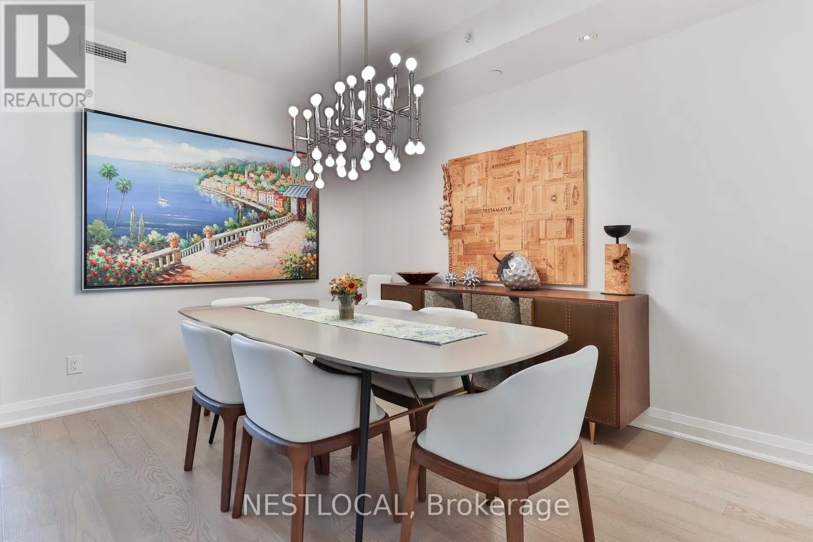 511 - 11 BRONTE ROAD