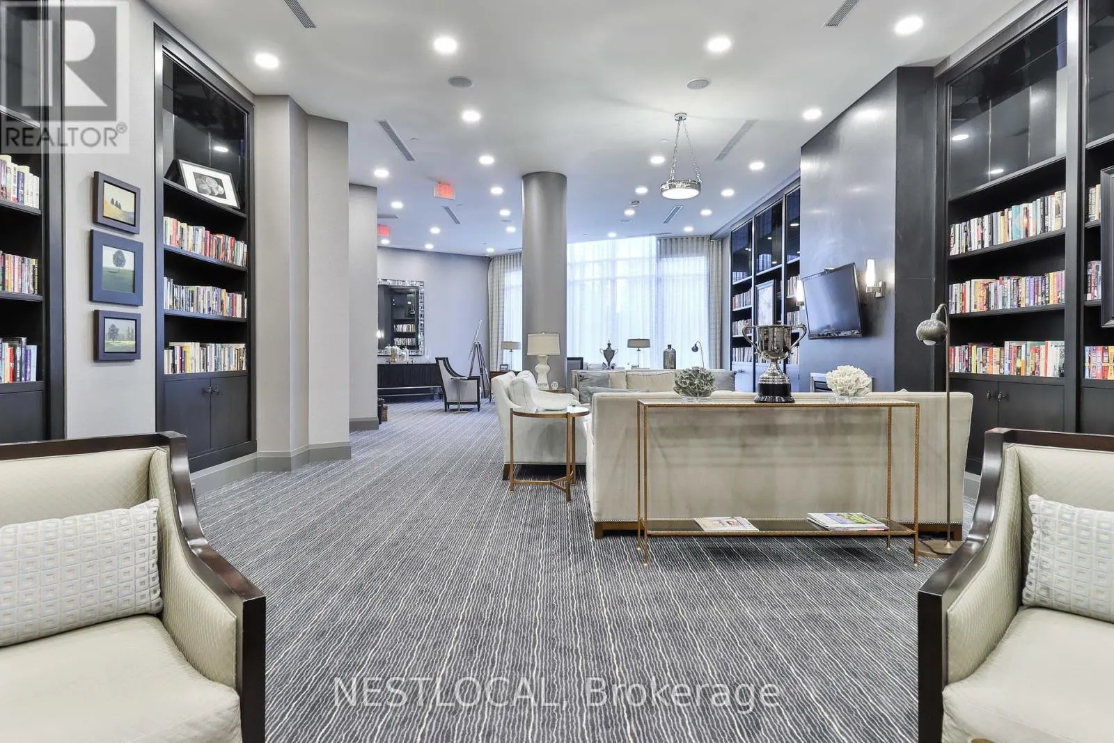 511 - 11 BRONTE ROAD