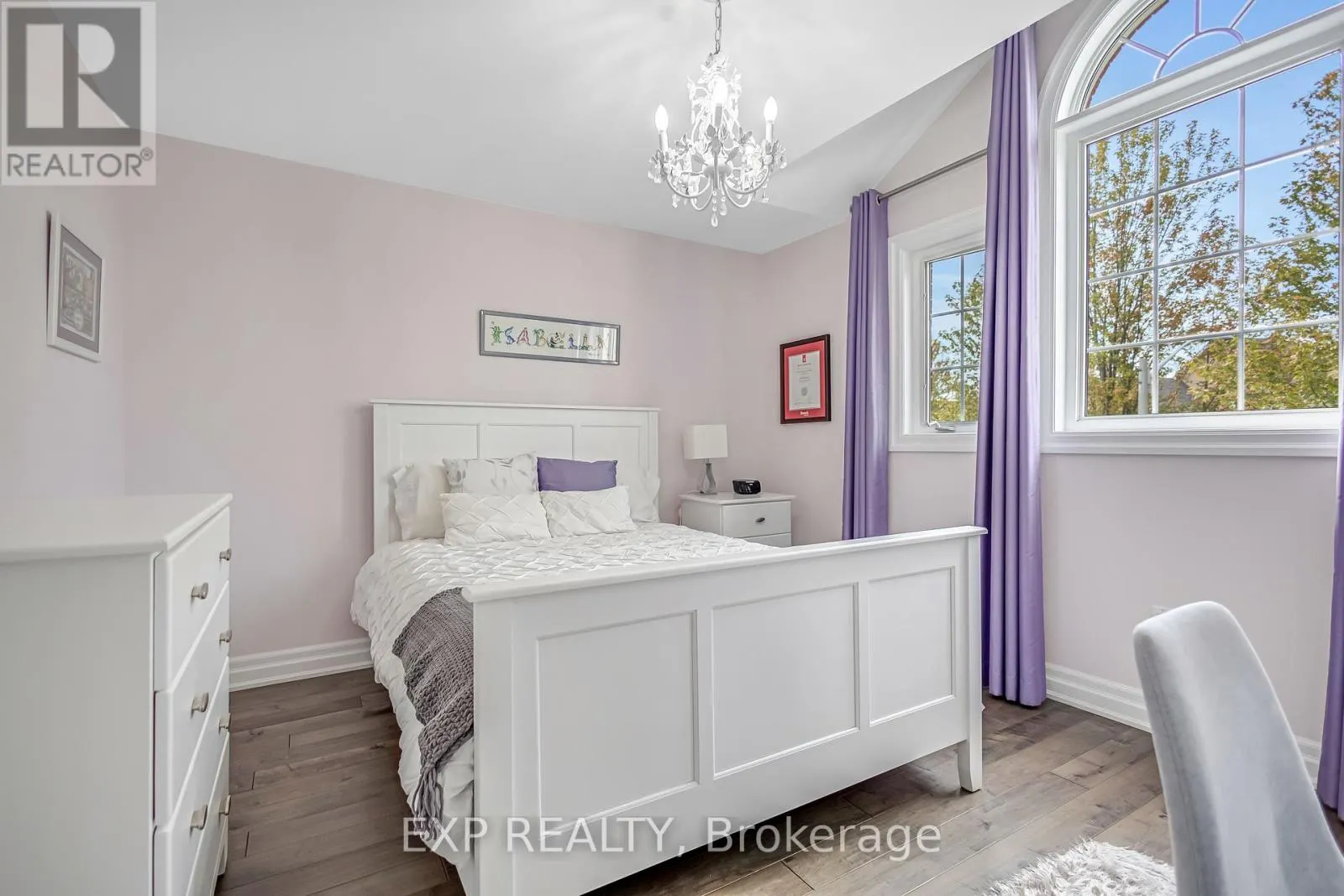 2403 WHITEHORN DRIVE