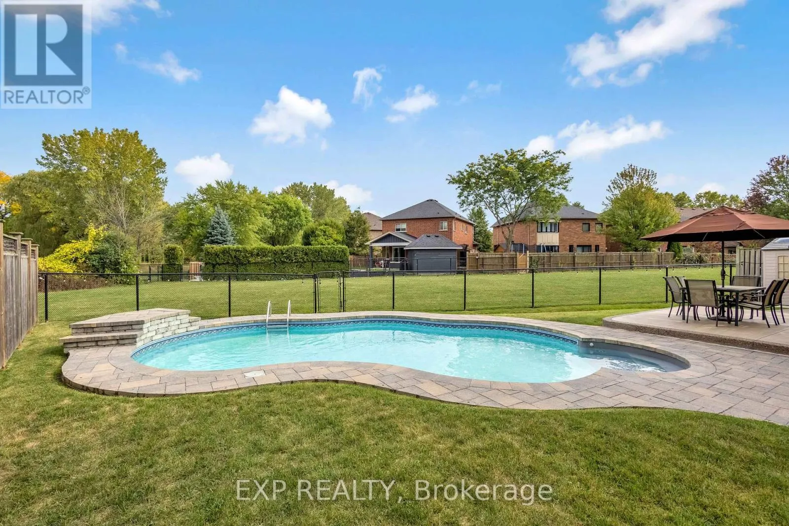 2403 WHITEHORN DRIVE