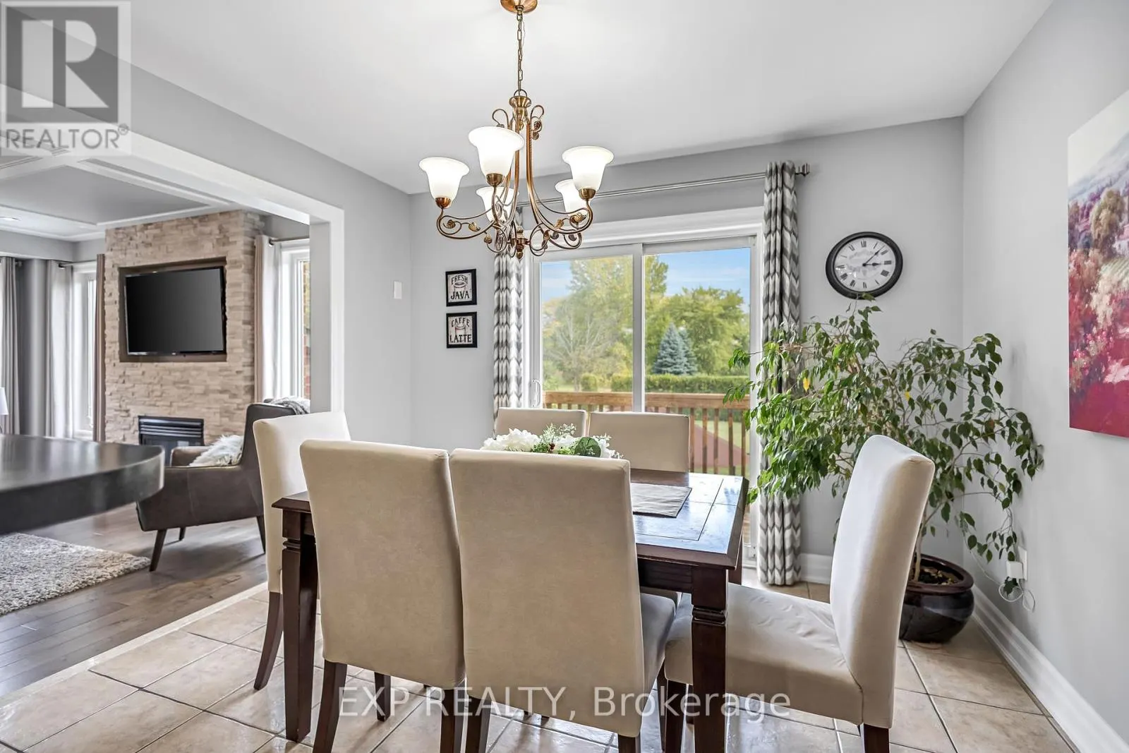 2403 WHITEHORN DRIVE