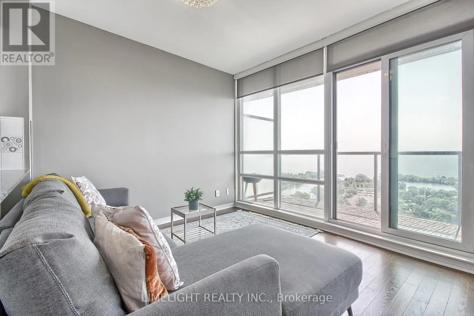 2208 - 2240 LAKE SHORE BOULEVARD W, #2208
