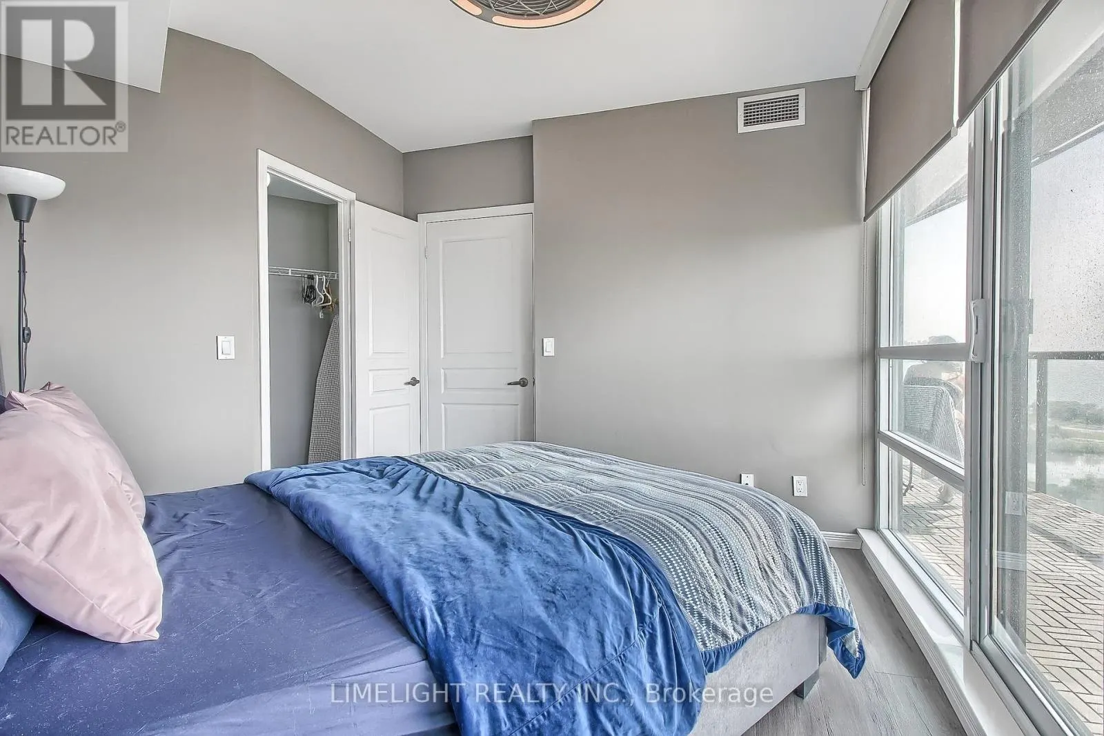 2208 - 2240 LAKE SHORE BOULEVARD W, #2208