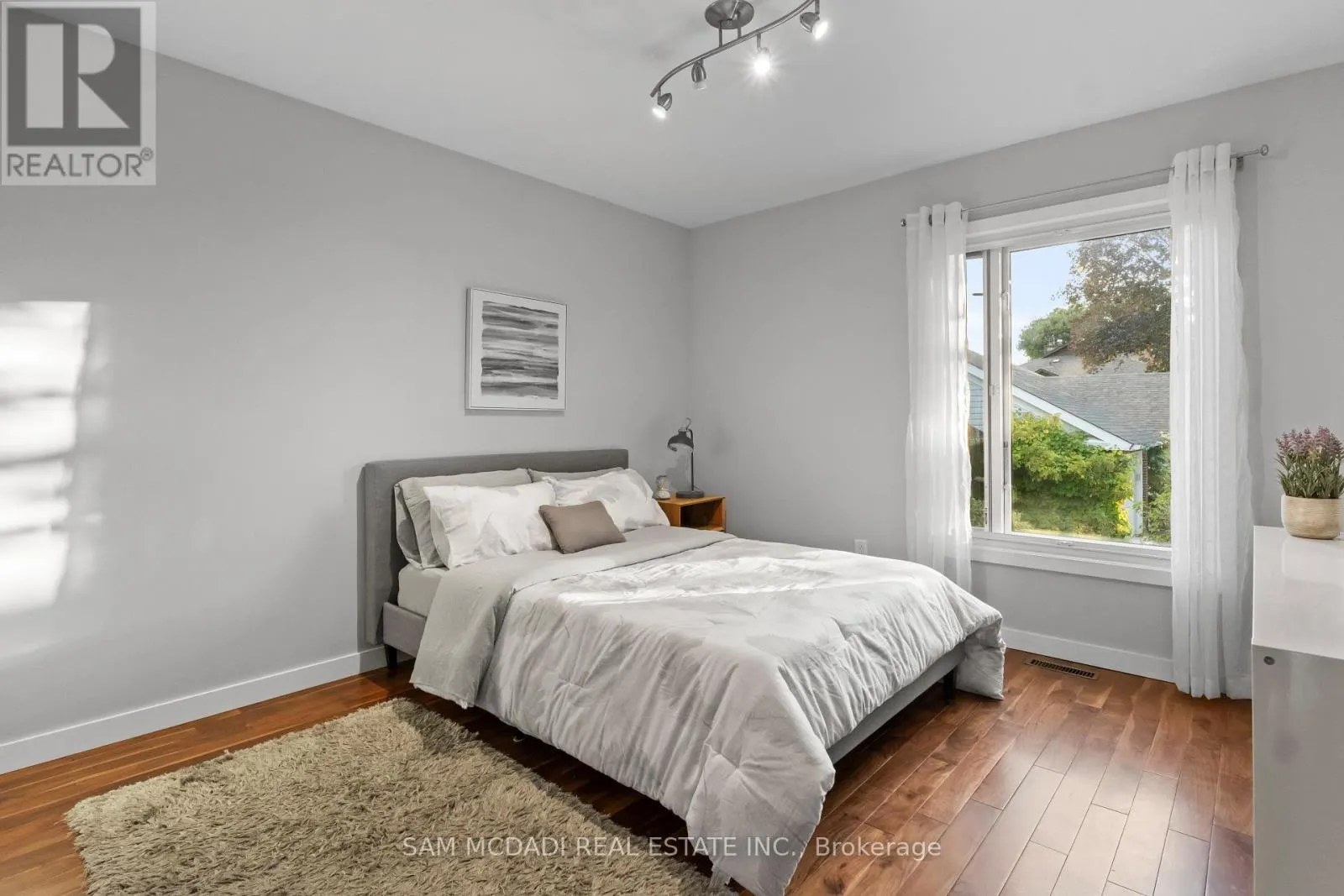 2480 PARMEER DRIVE