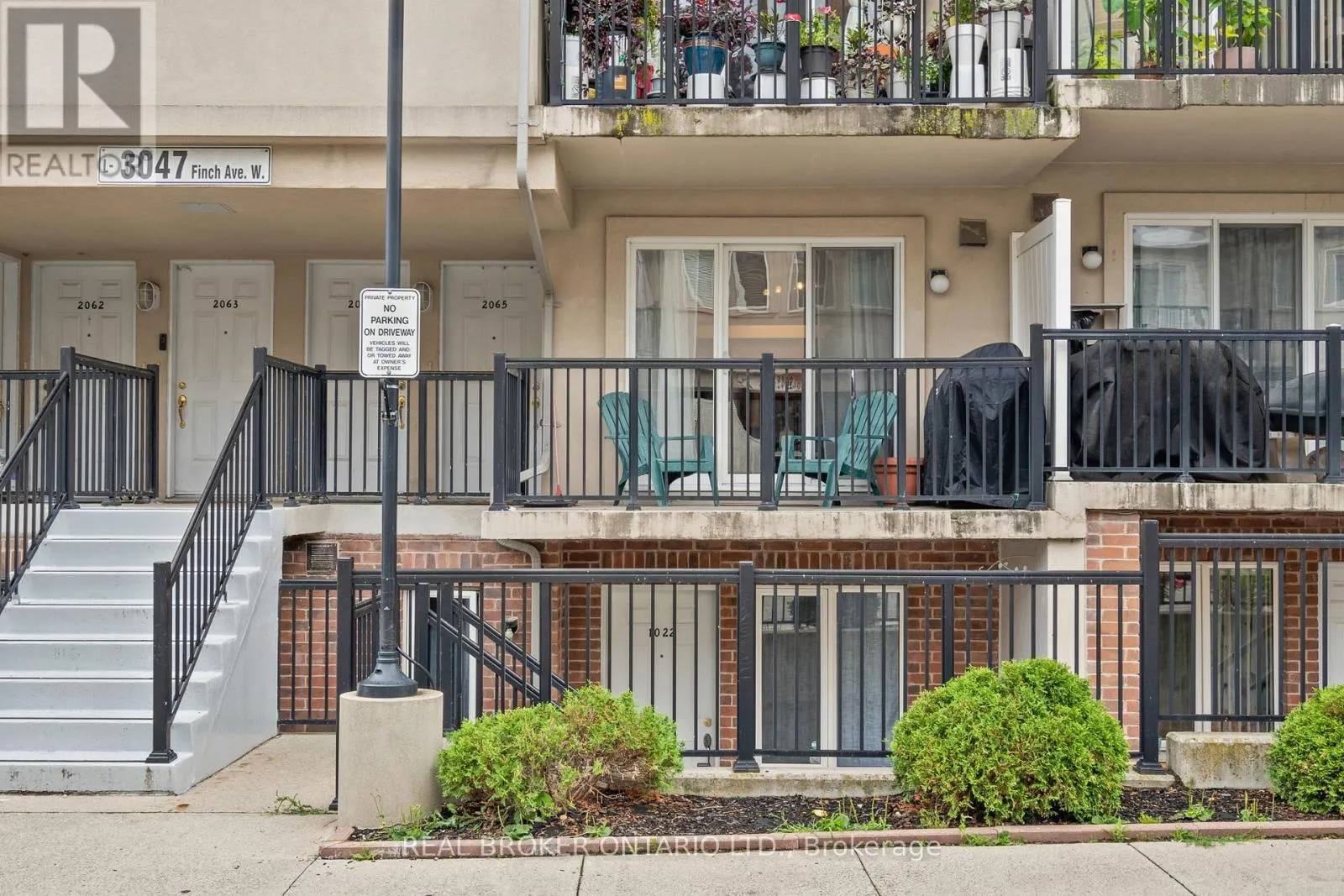 2066 - 3047 FINCH AVENUE W