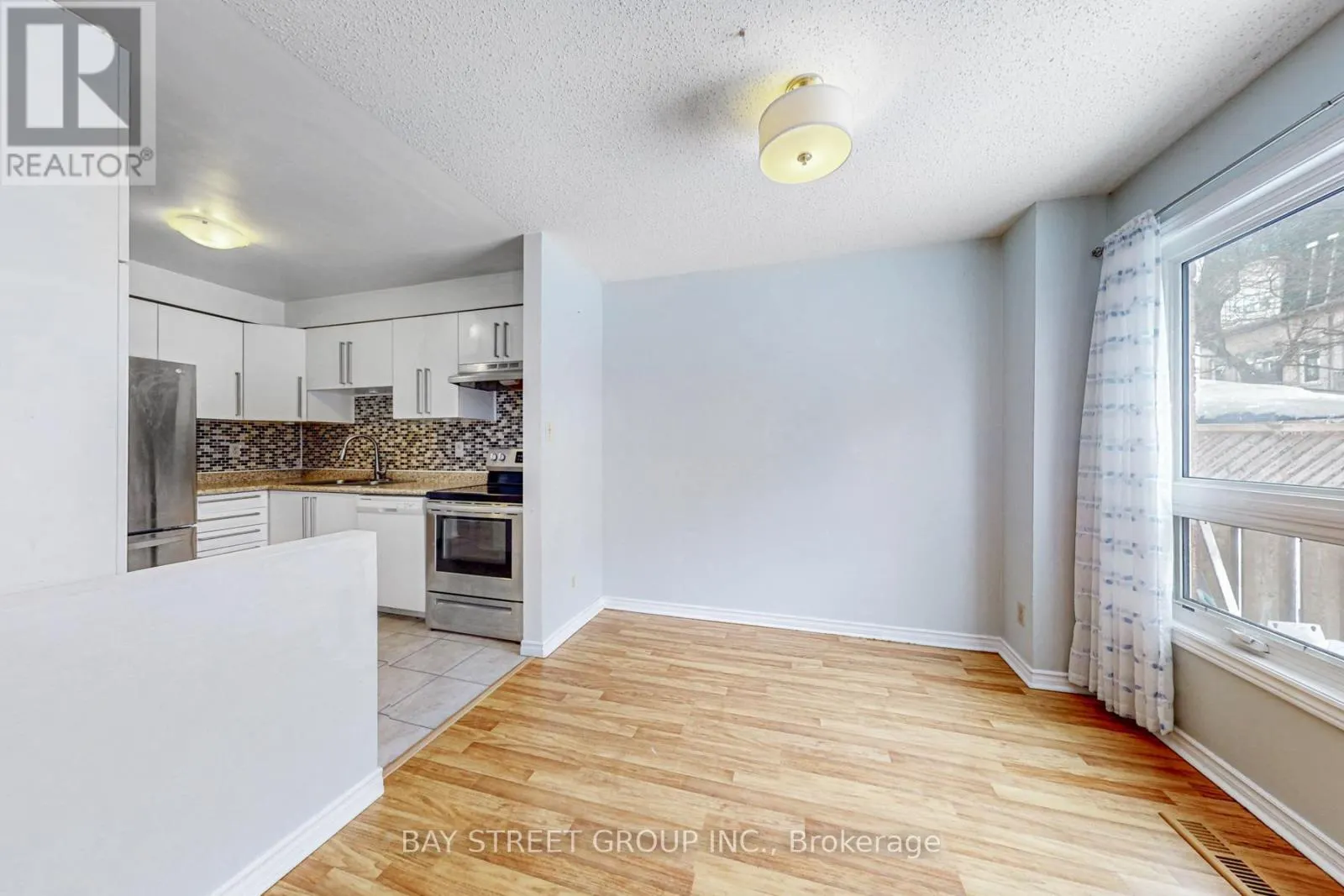 13 - 1232 GUELPH LINE