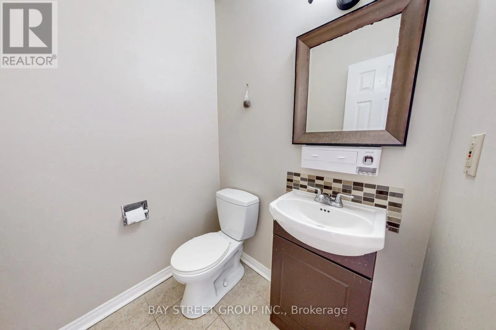 13 - 1232 GUELPH LINE