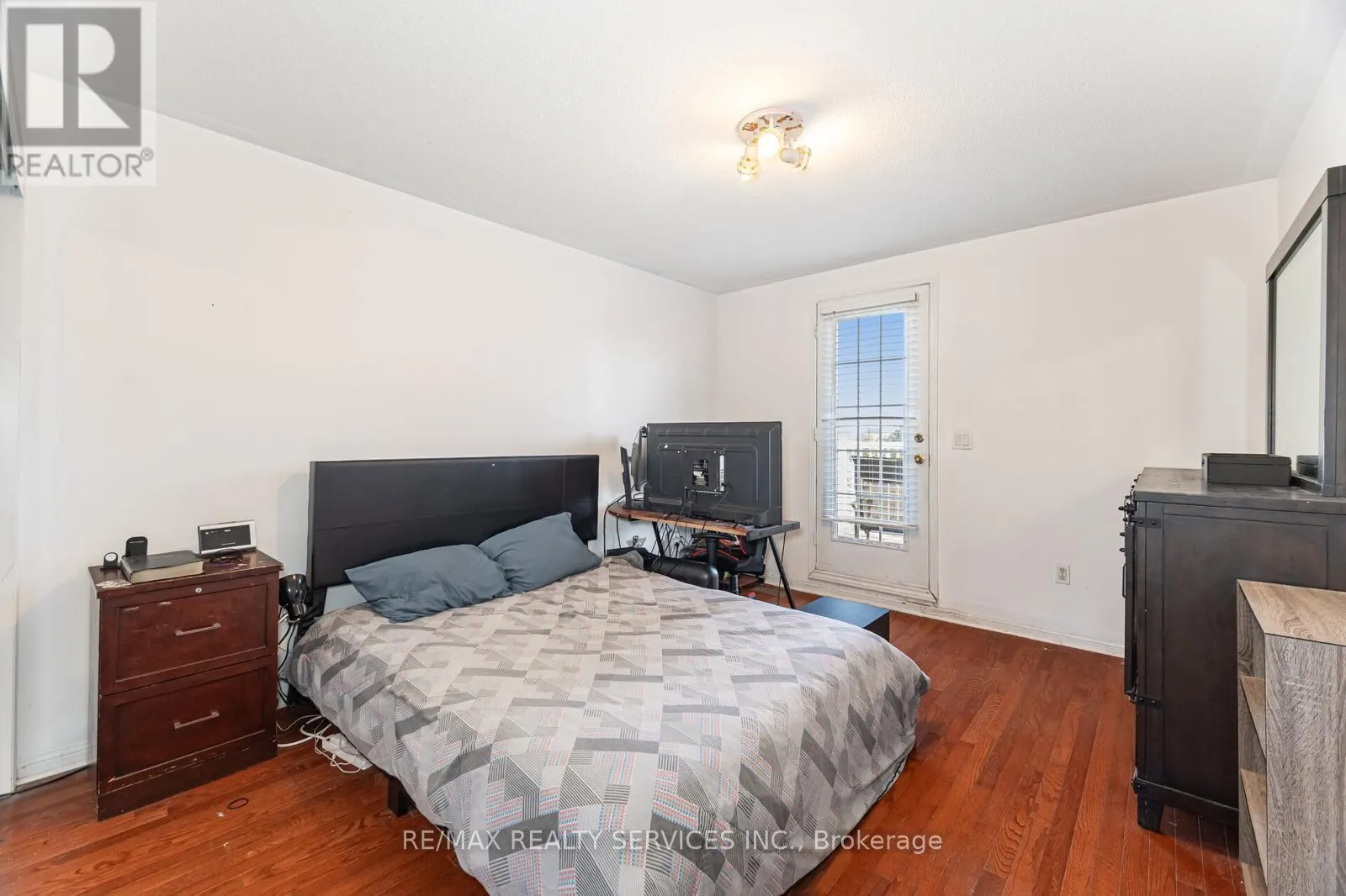 130 DELLS CRESCENT
