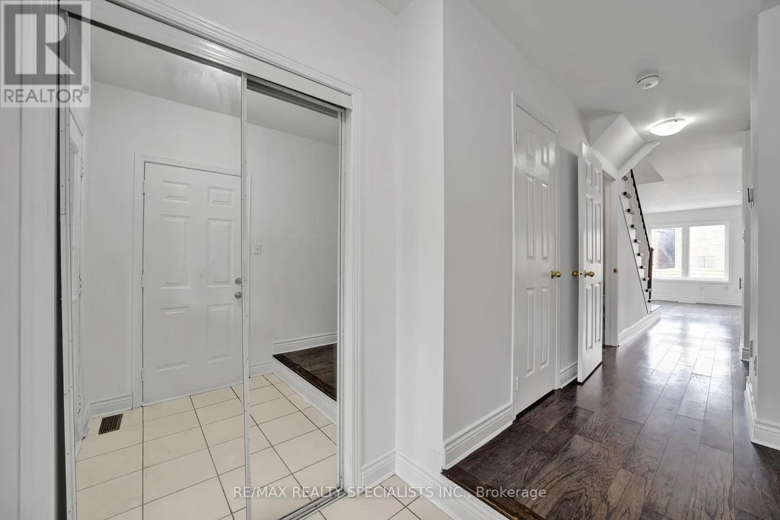 3 ROCKGARDEN TRAIL N