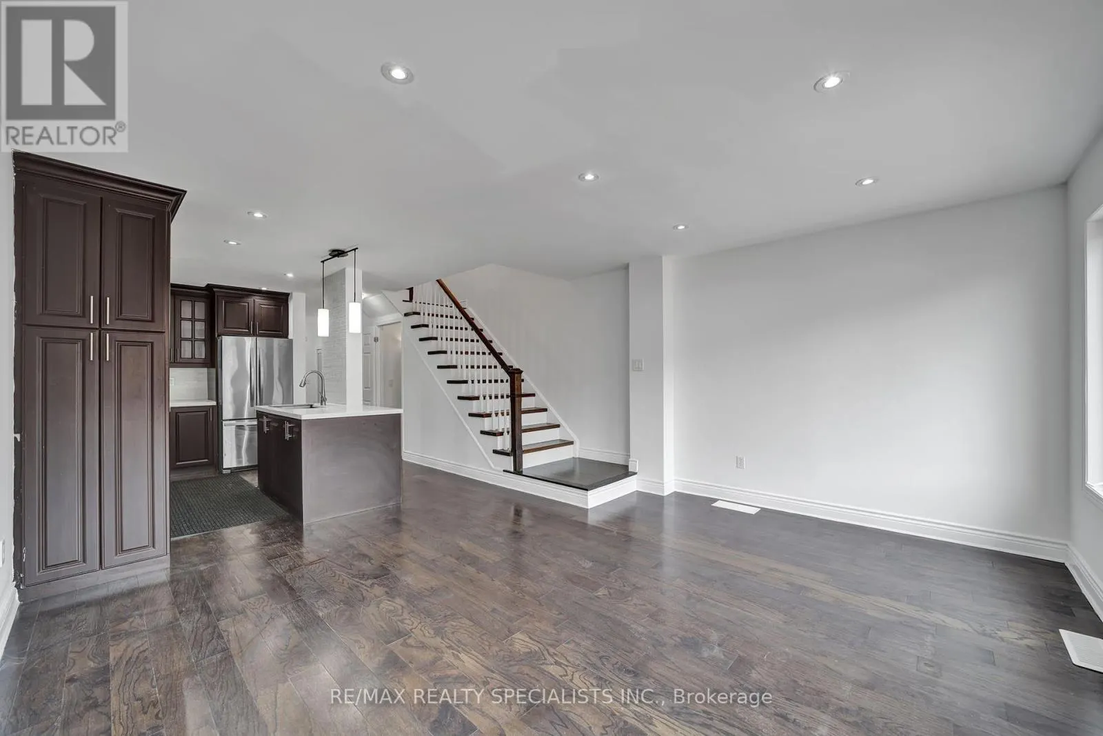 3 ROCKGARDEN TRAIL N