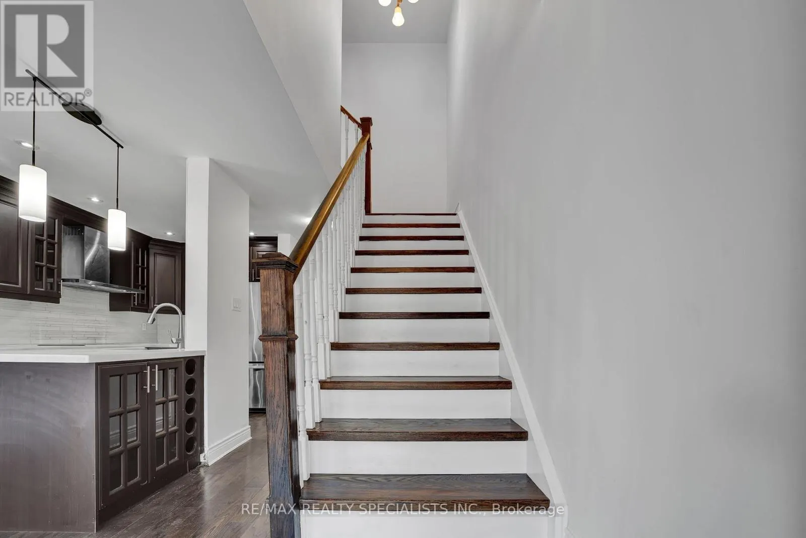 3 ROCKGARDEN TRAIL N