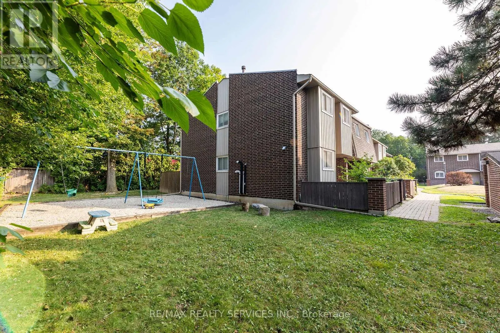 UNIT 3 - 1306 GUELPH LINE