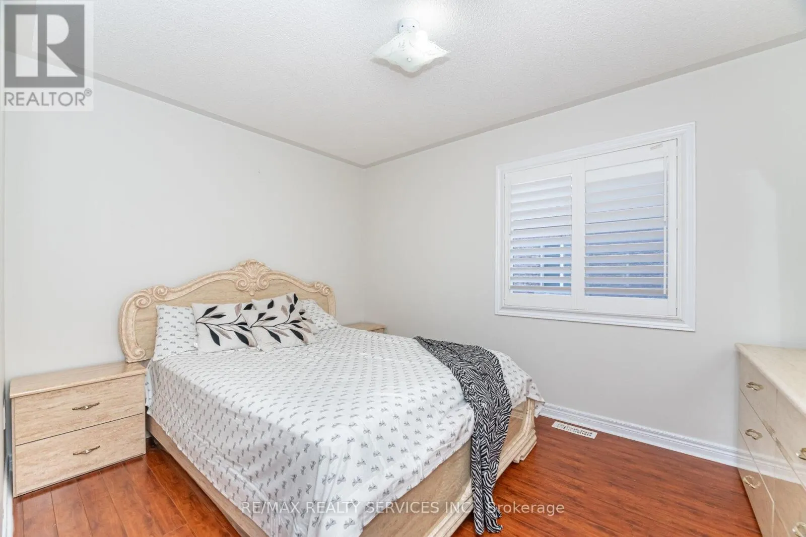 7 BLUE DIAMOND DRIVE