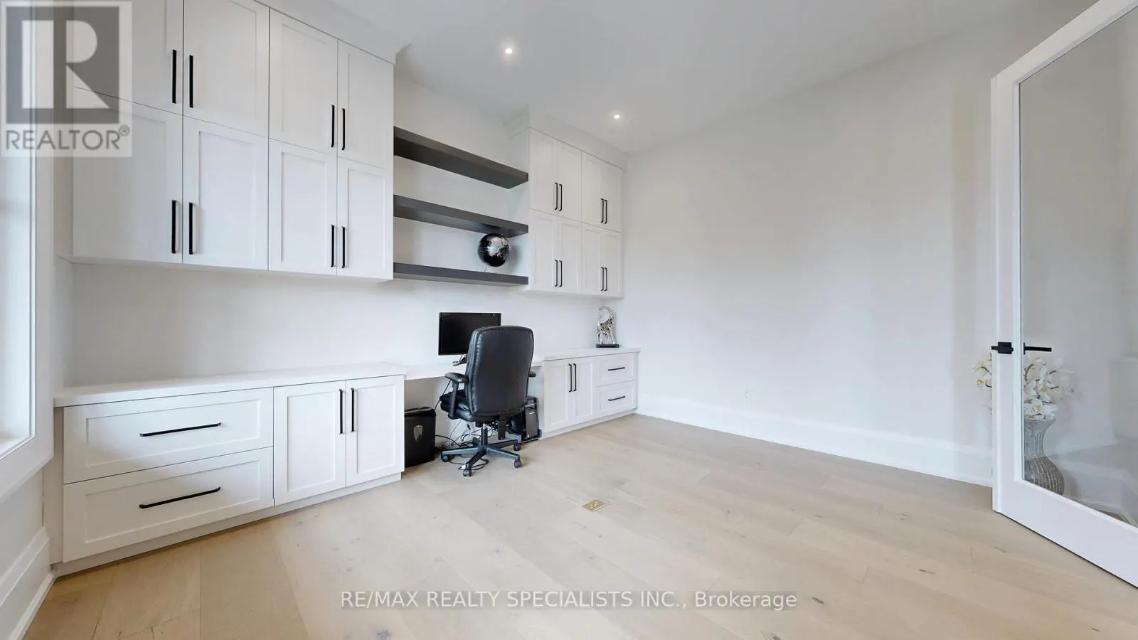 212 SOUTHVIEW ROAD