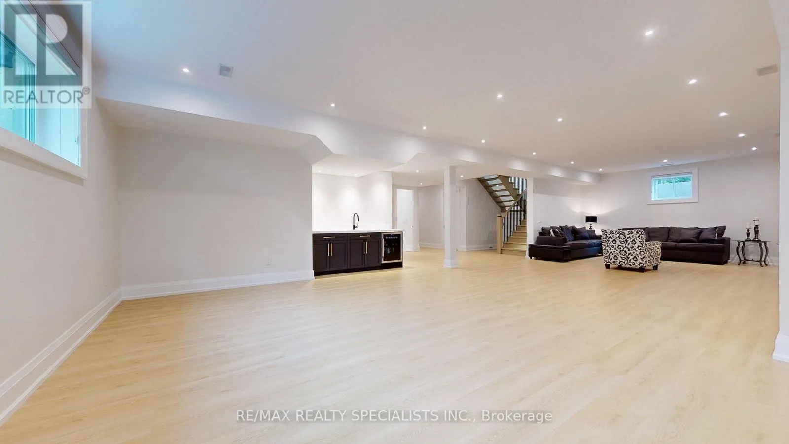 212 SOUTHVIEW ROAD
