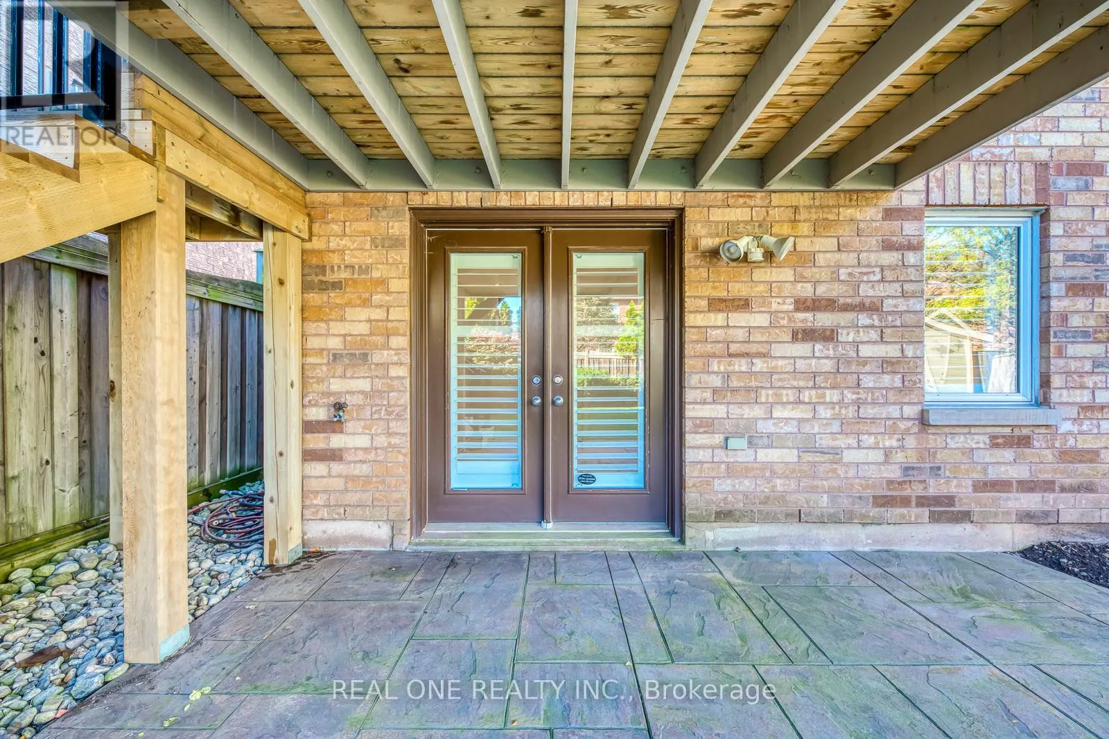 2333 PRESQUILE DRIVE