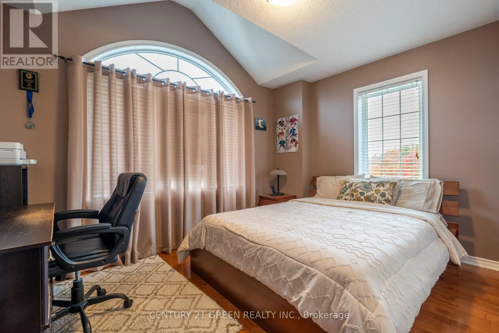 936 HEPBURN ROAD