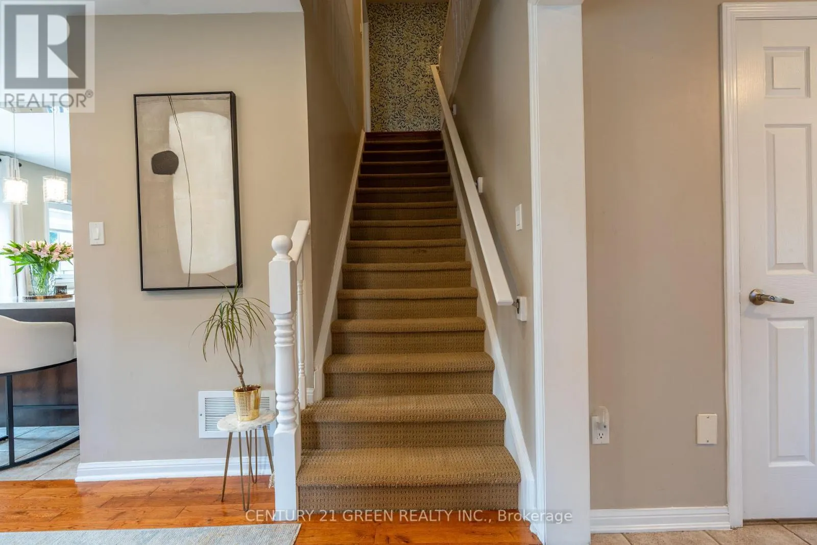936 HEPBURN ROAD