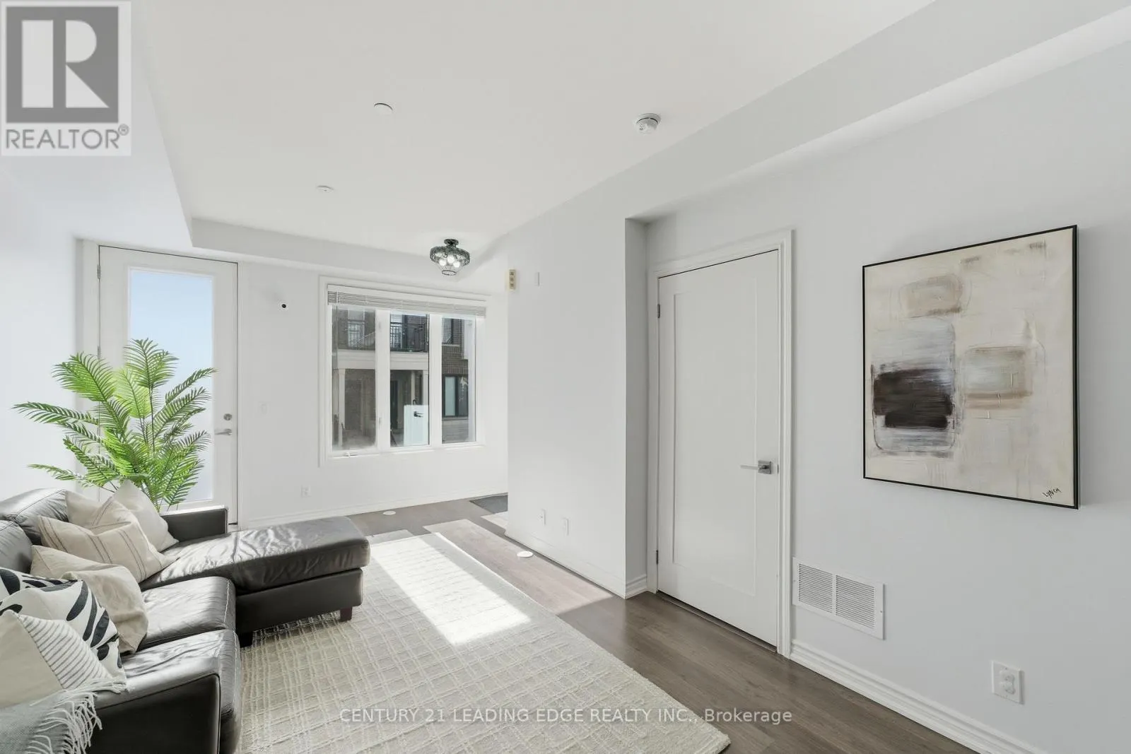 20 - 140 LONG BRANCH AVENUE