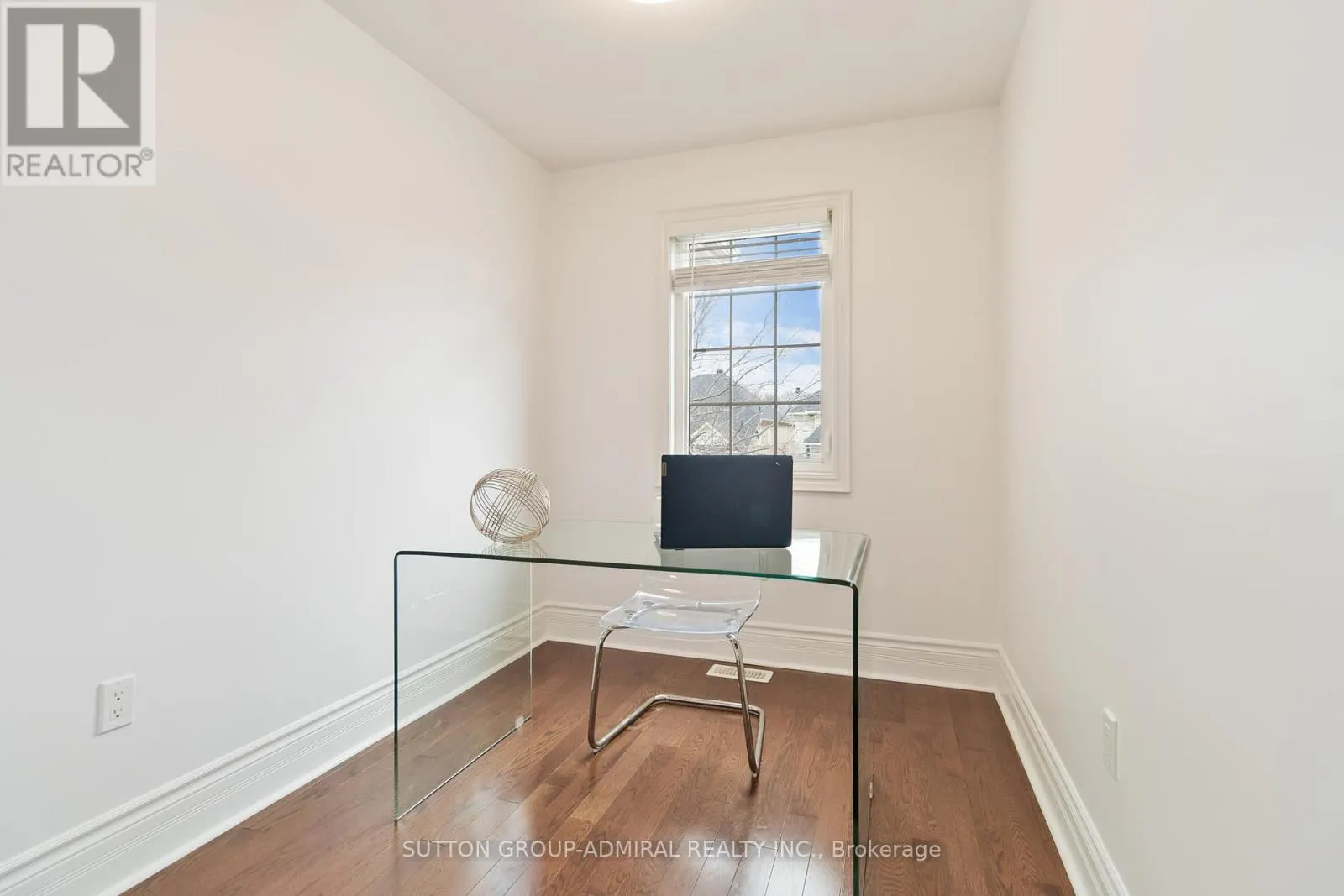 3301 SKIPTON LANE