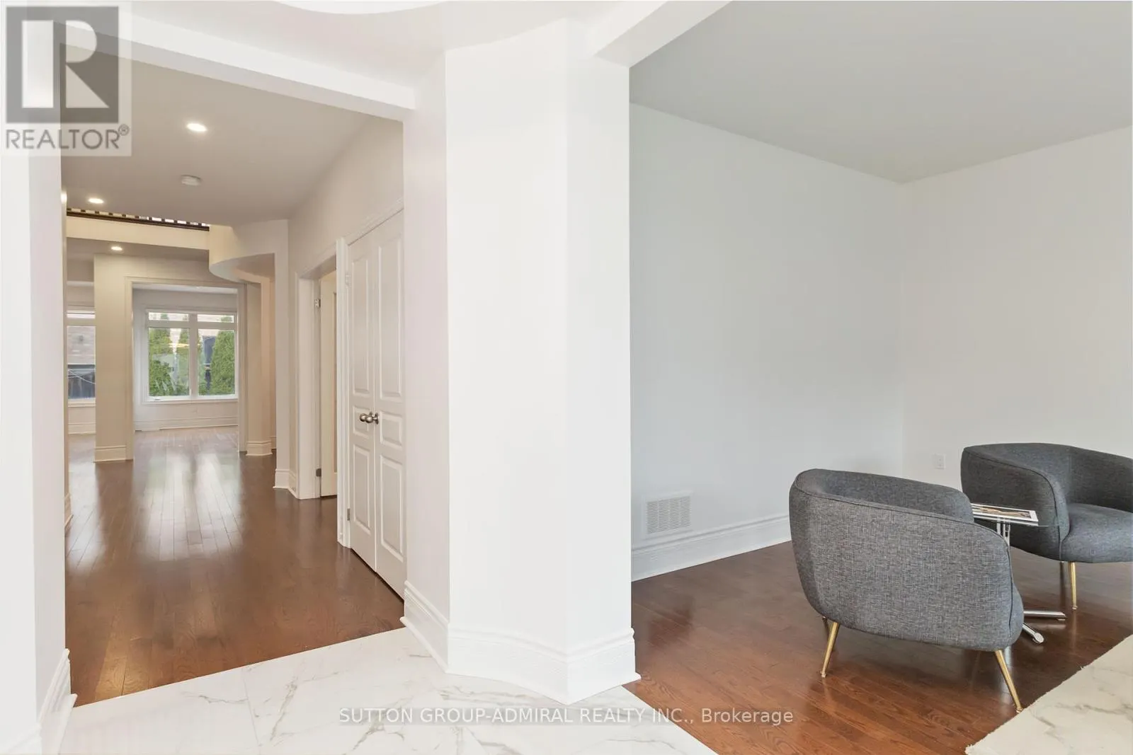 3301 SKIPTON LANE