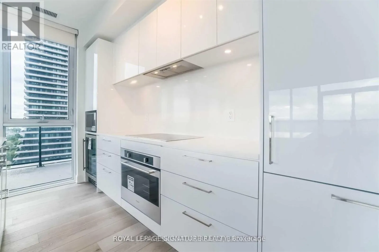 1509 - 65 ANNIE CRAIG DRIVE