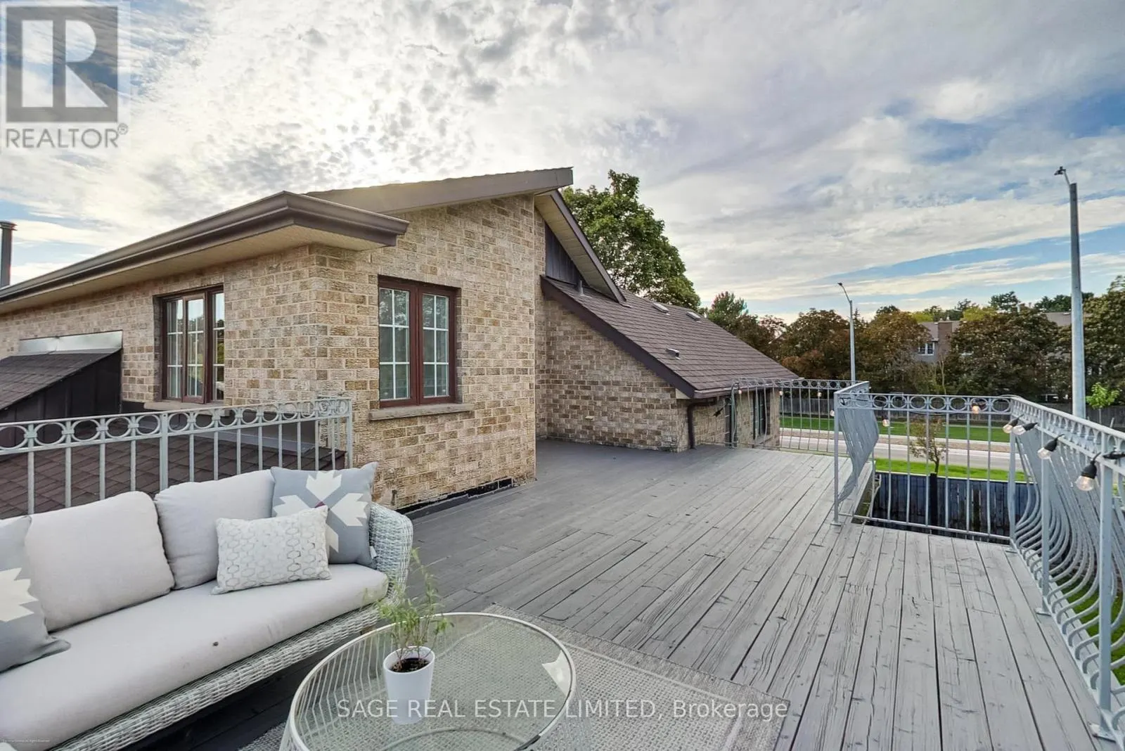 4143 TAPESTRY TRAIL