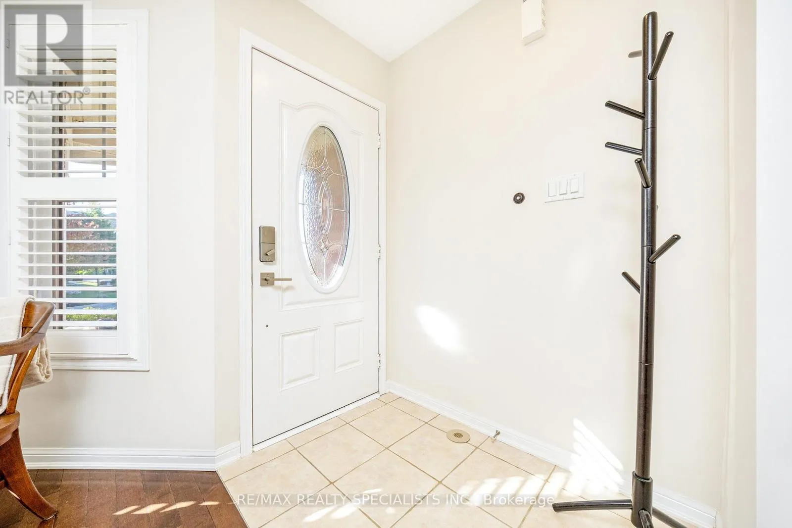 855 FOWLES COURT