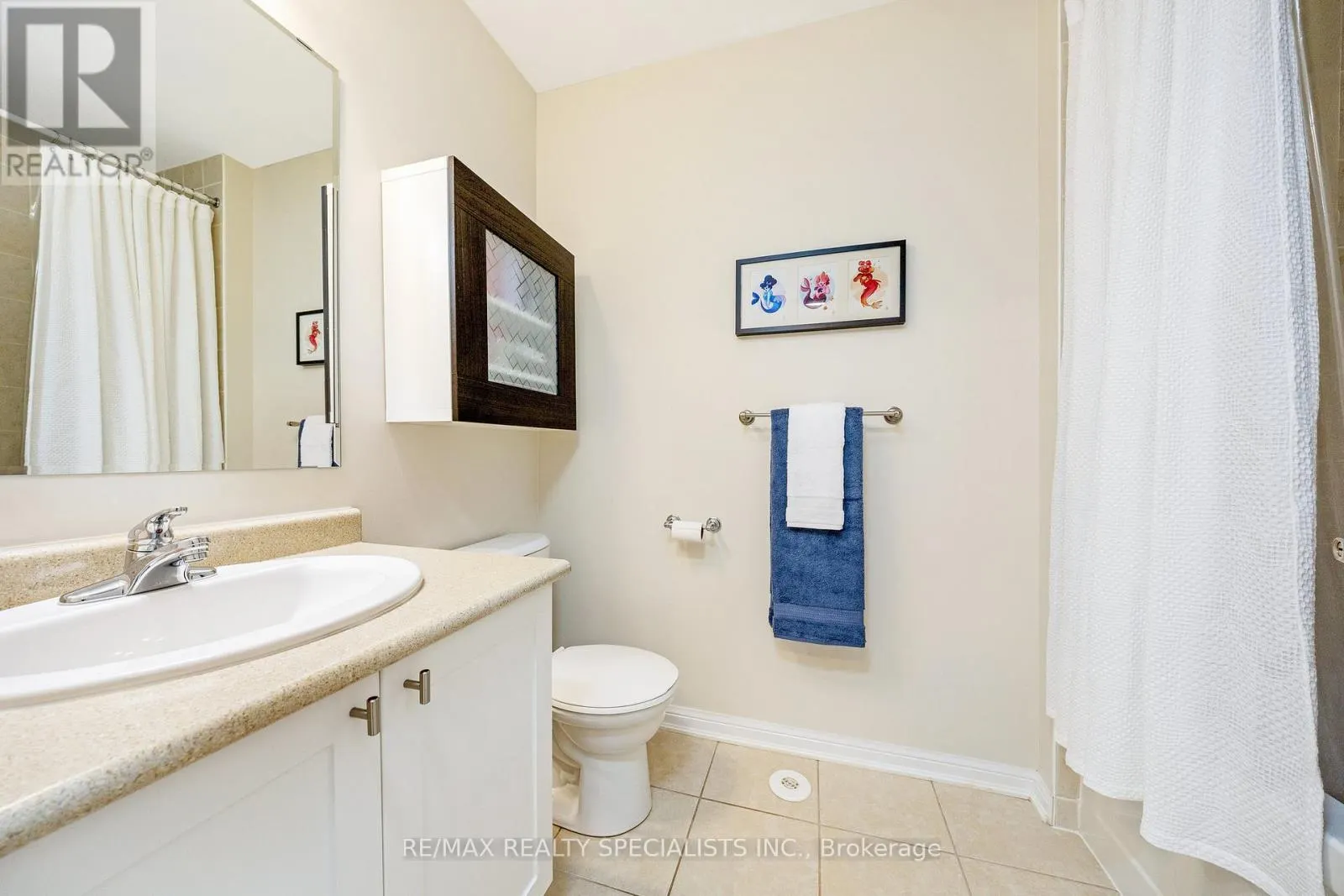 855 FOWLES COURT