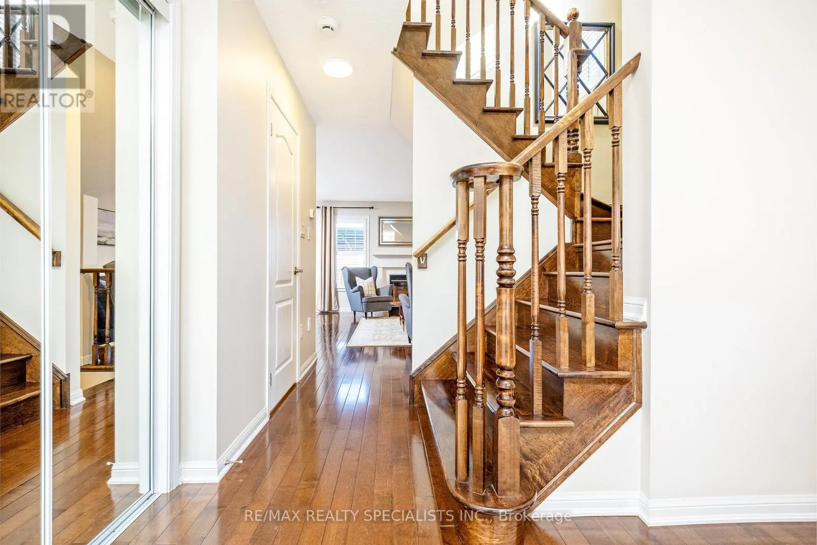 855 FOWLES COURT