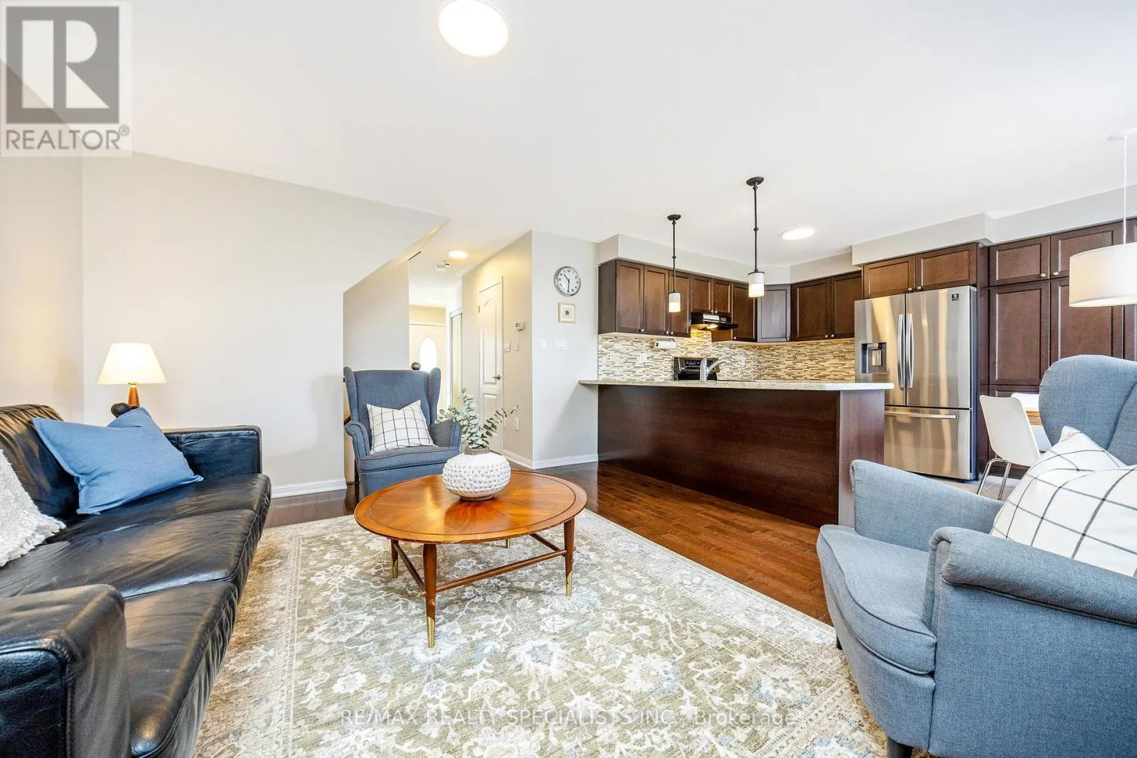 855 FOWLES COURT
