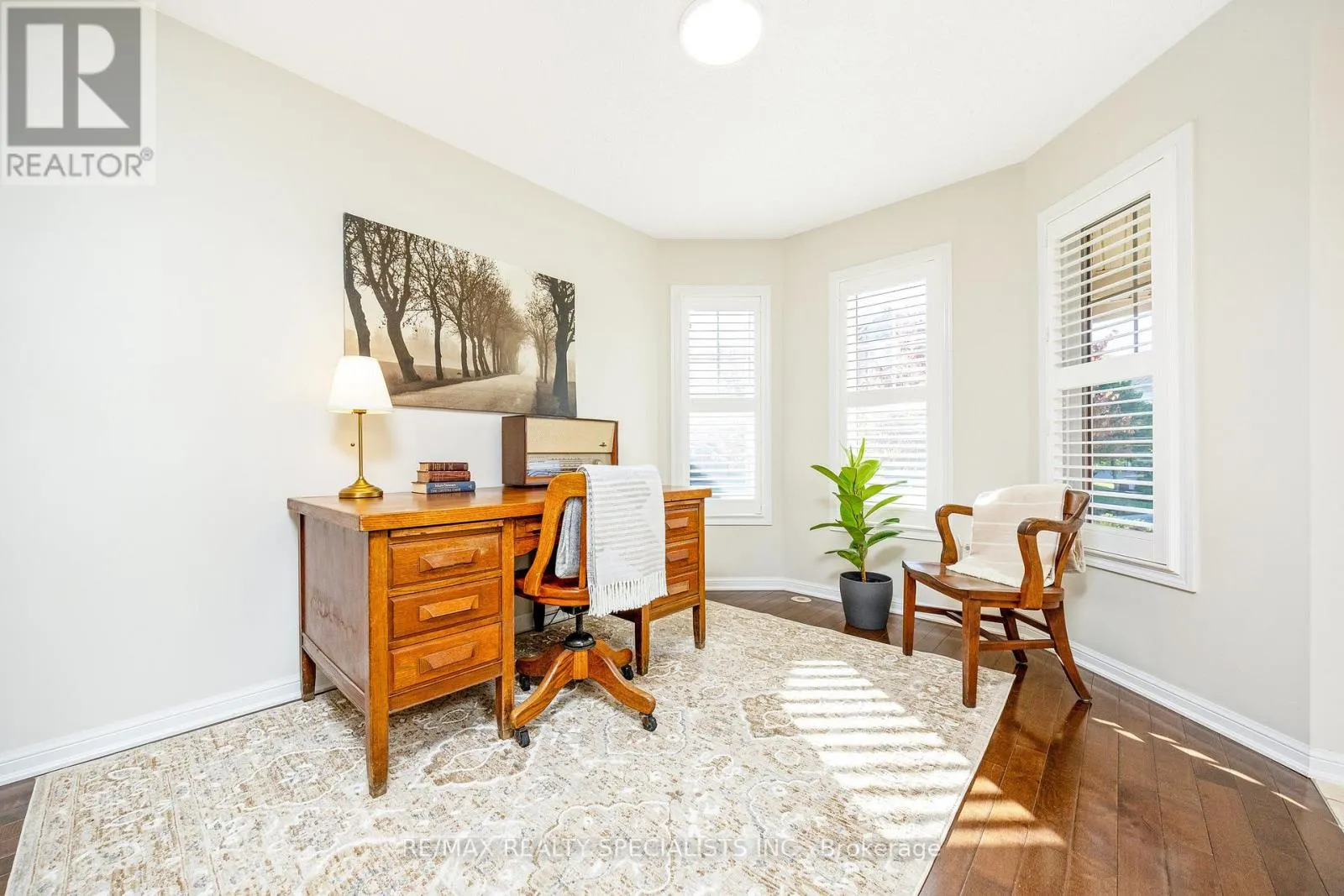 855 FOWLES COURT