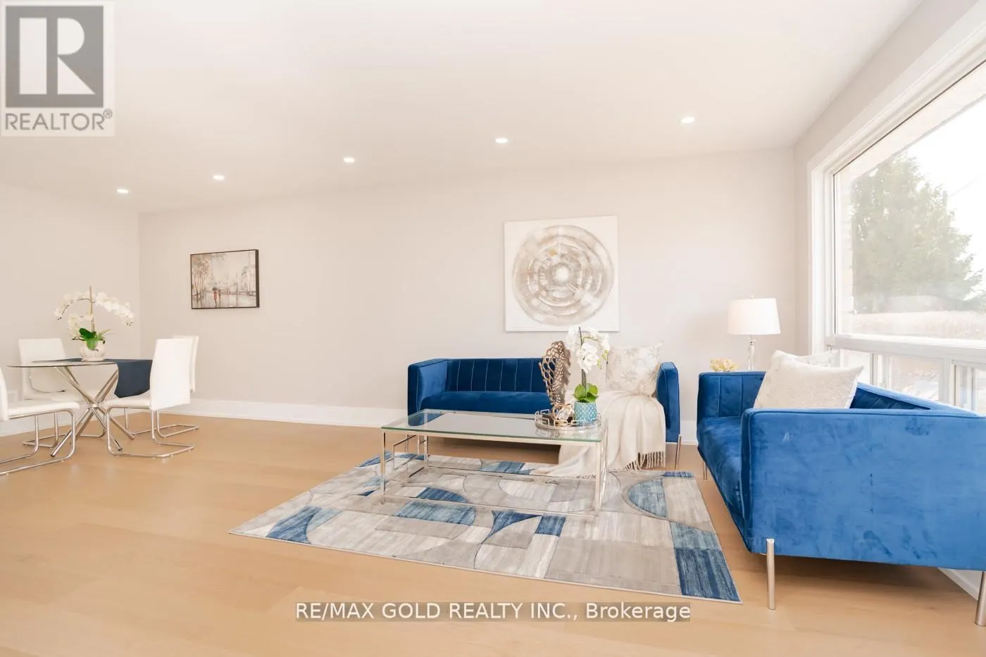 41 DANESBURY CRESCENT