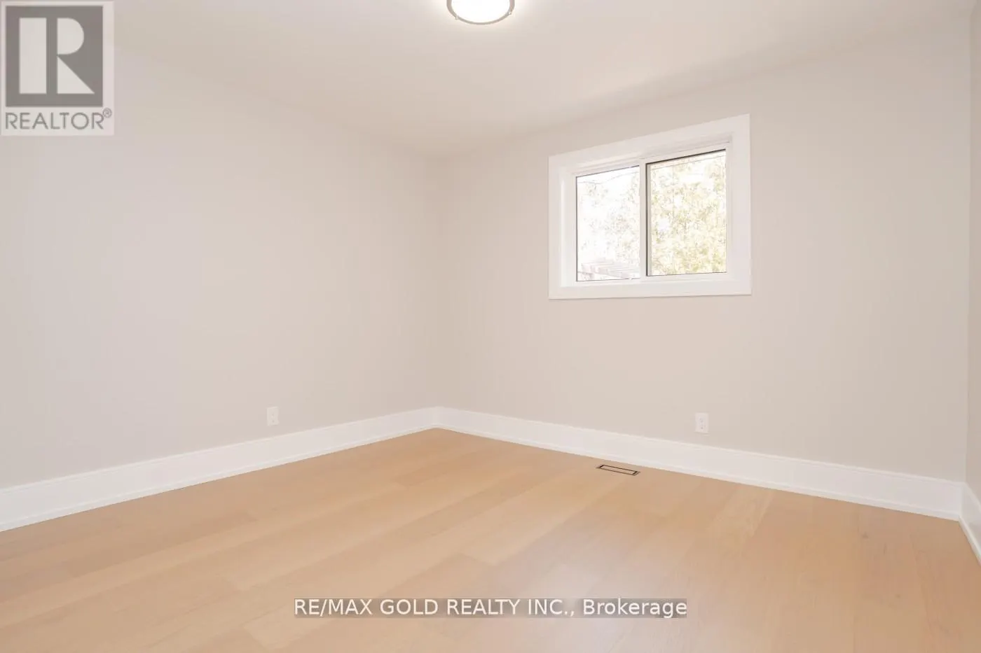 41 DANESBURY CRESCENT