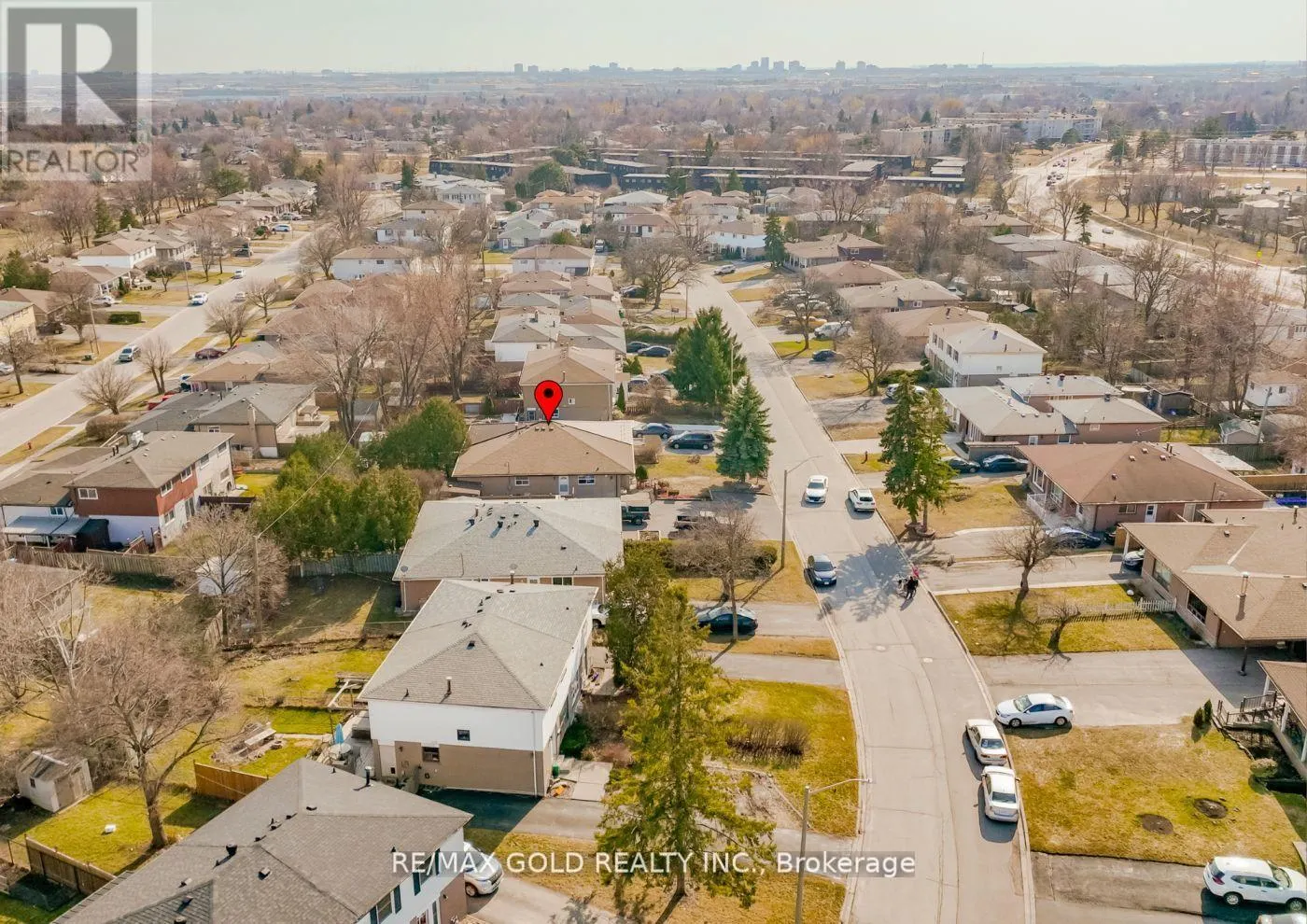 41 DANESBURY CRESCENT