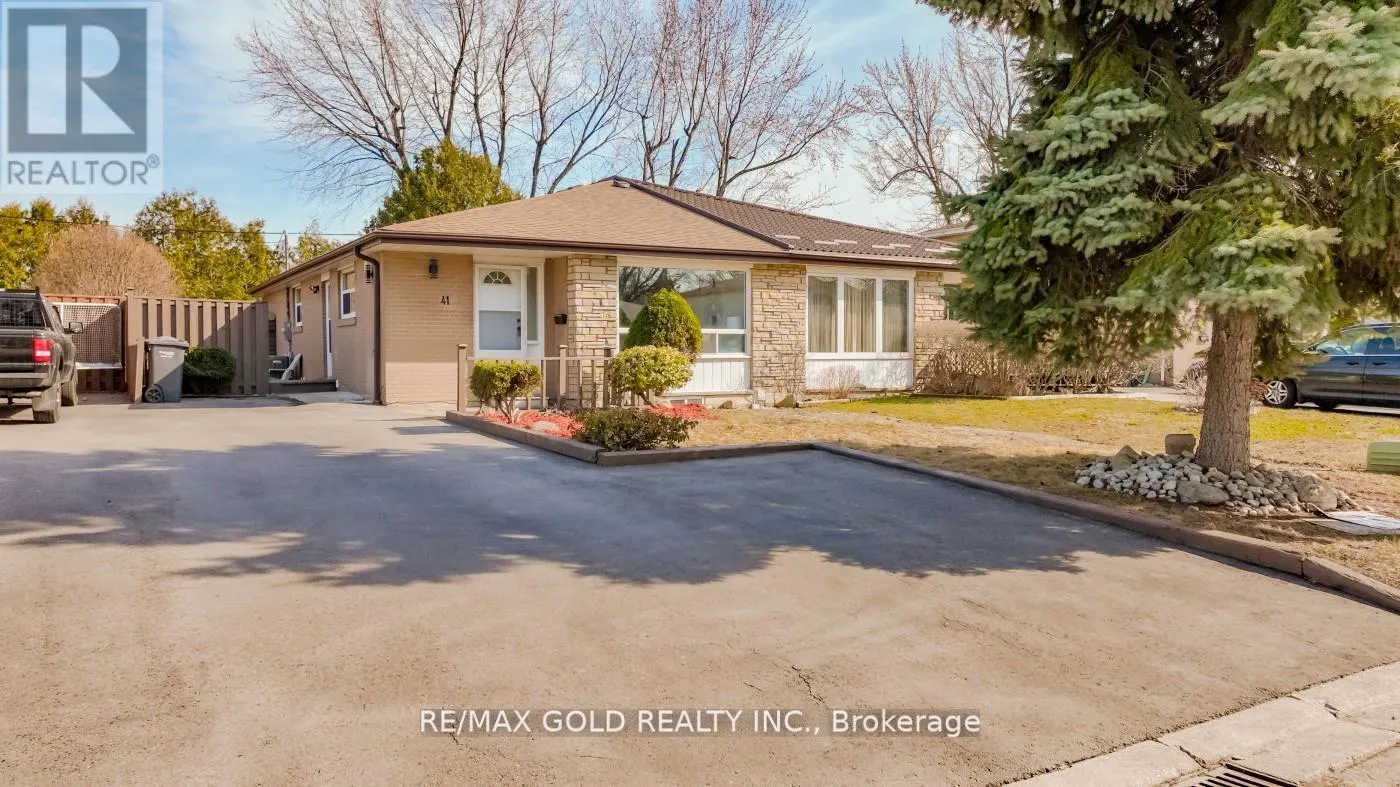 41 DANESBURY CRESCENT