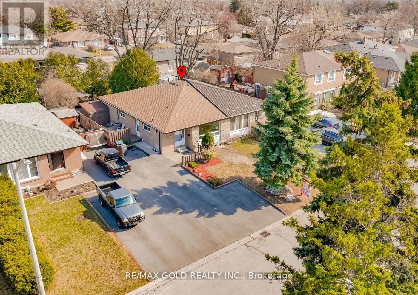 41 DANESBURY CRESCENT