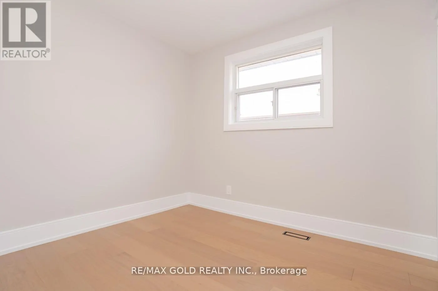 41 DANESBURY CRESCENT