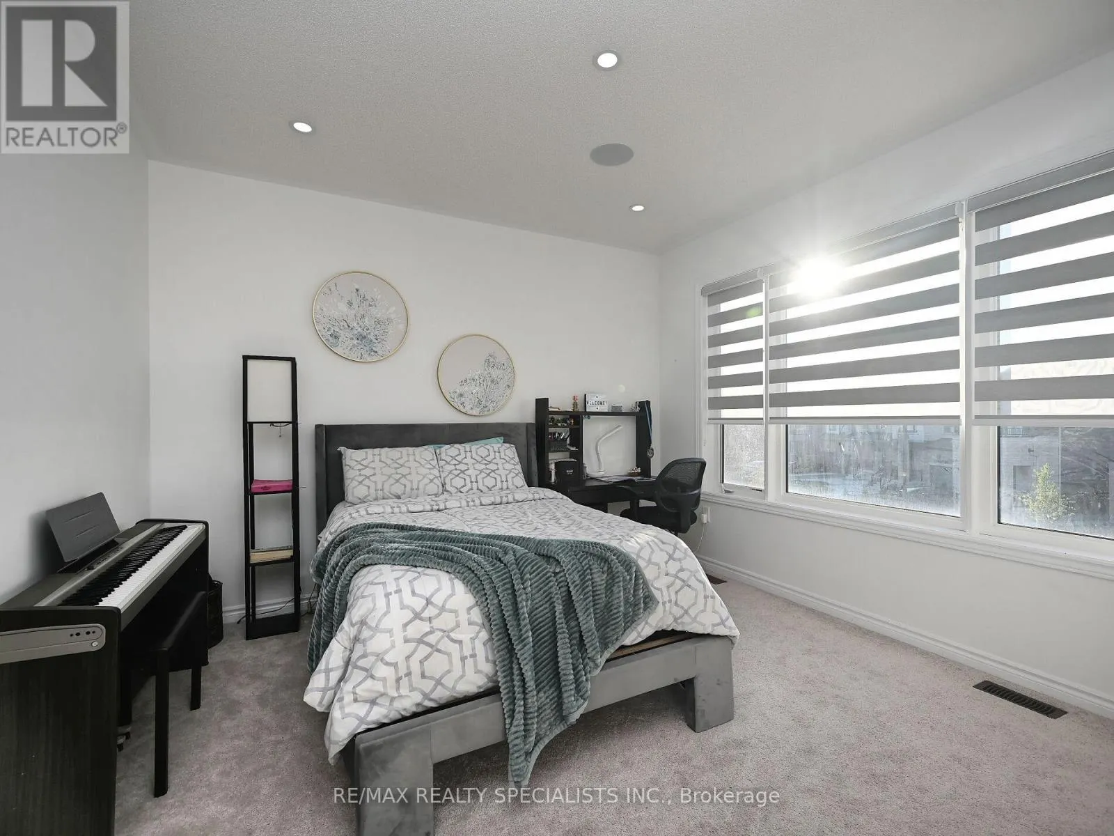 41 CALABRIA DRIVE