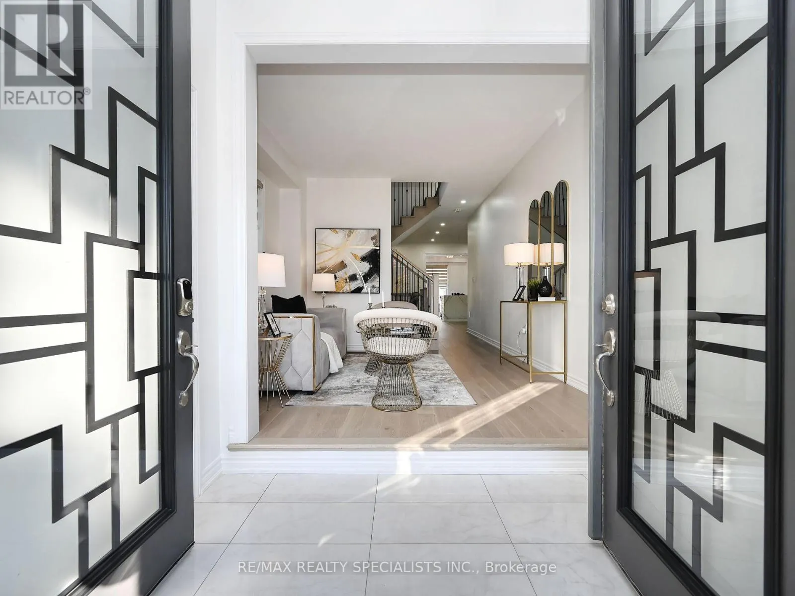 41 CALABRIA DRIVE