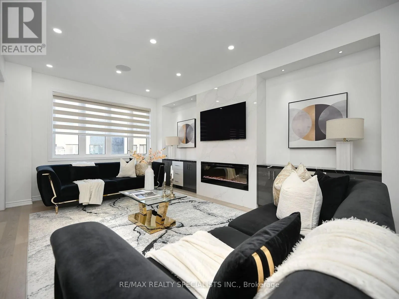 41 CALABRIA DRIVE