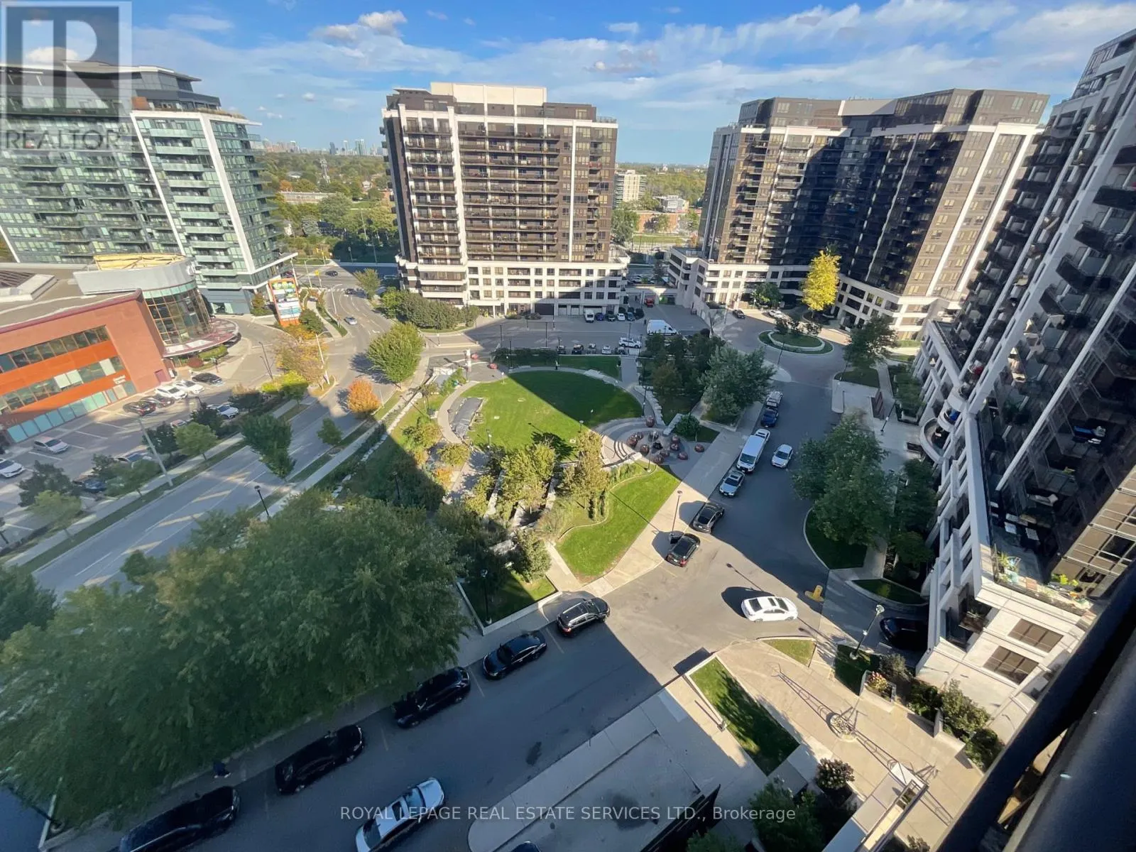 1203 - 55 DE BOERS DRIVE