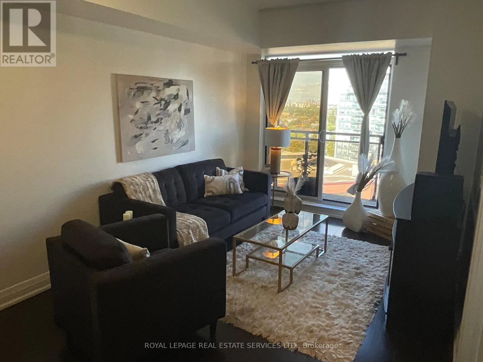1203 - 55 DE BOERS DRIVE
