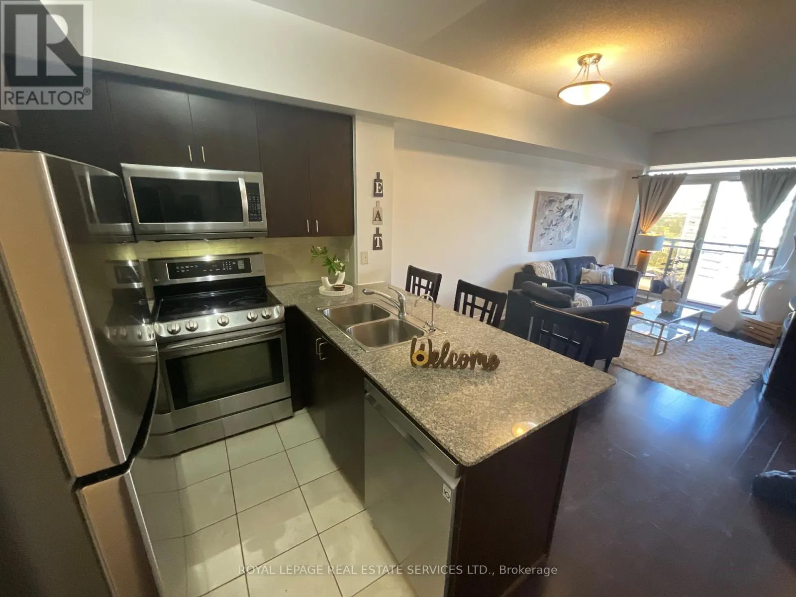 1203 - 55 DE BOERS DRIVE